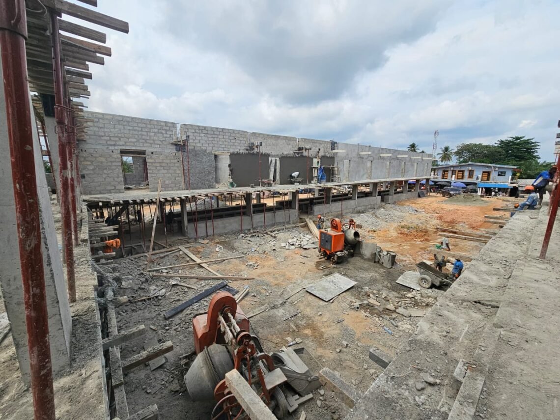Lambaréné : Les travaux du marché du débarcadère d’Isaac avancent à un rythme soutenu