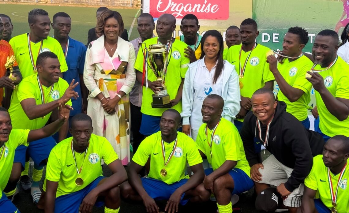 Port-Gentil : la Première Dame Zita Oligui Nguema clôture en apothéose le tournoi sixte des pères