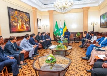 La souveraineté industrielle en action : l’État gabonais consolide son pilotage stratégique du secteur cimentier