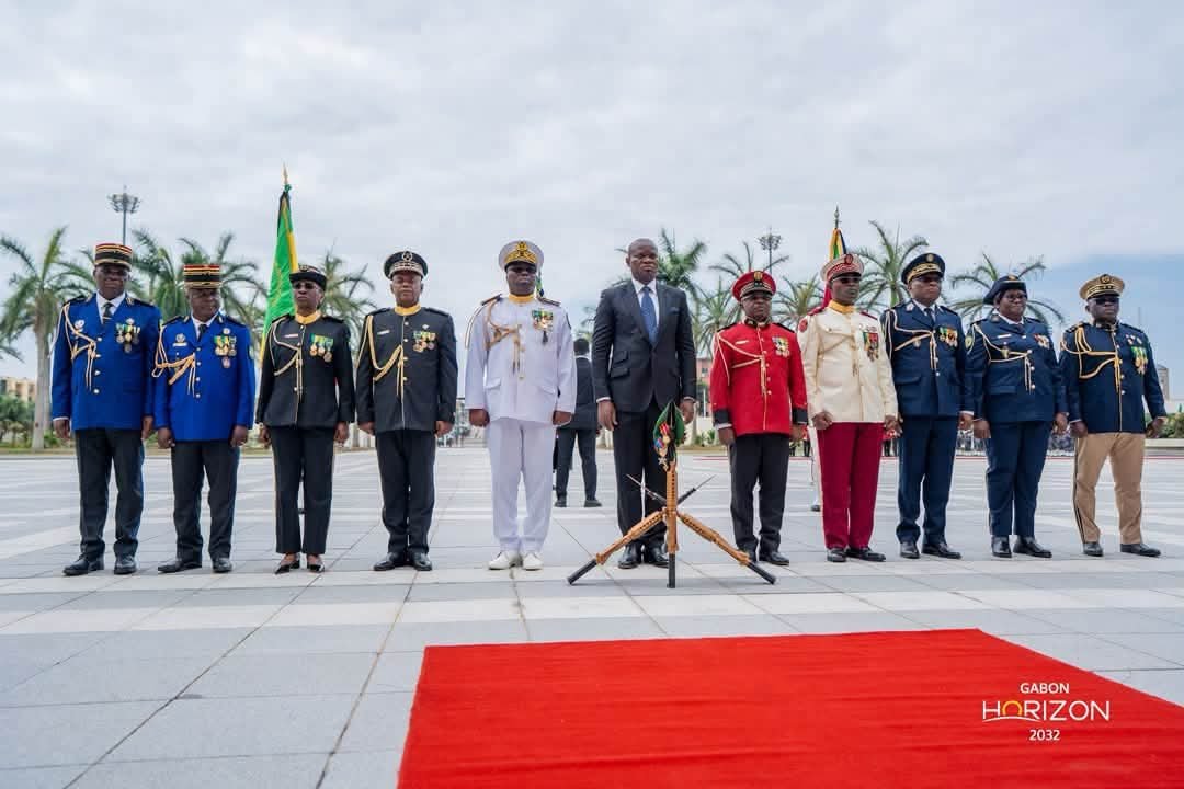 Gabon : le Président Oligui Nguema élève de nouveaux officiers au grade de Général de Brigade