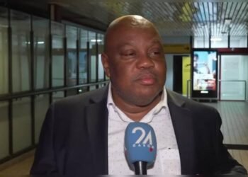 Retour de Pierre Wilfried Okoumba Kamitatou : un signal d&rsquo;apaisement qui illustre le nouveau climat politique au Gabon