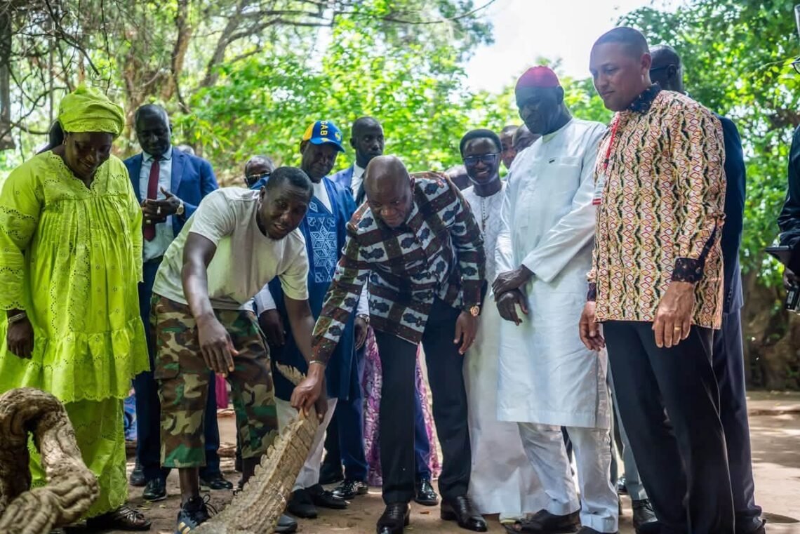 Gambie : le Président Brice Clotaire Oligui Nguema à la découverte du patrimoine culturel et des infrastructures sanitaires stratégiques