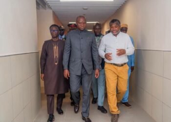 Gambie : Brice Clotaire Oligui Nguema explore des modèles d’excellence pour renforcer l’enseignement supérieur et le système de santé gabonais
